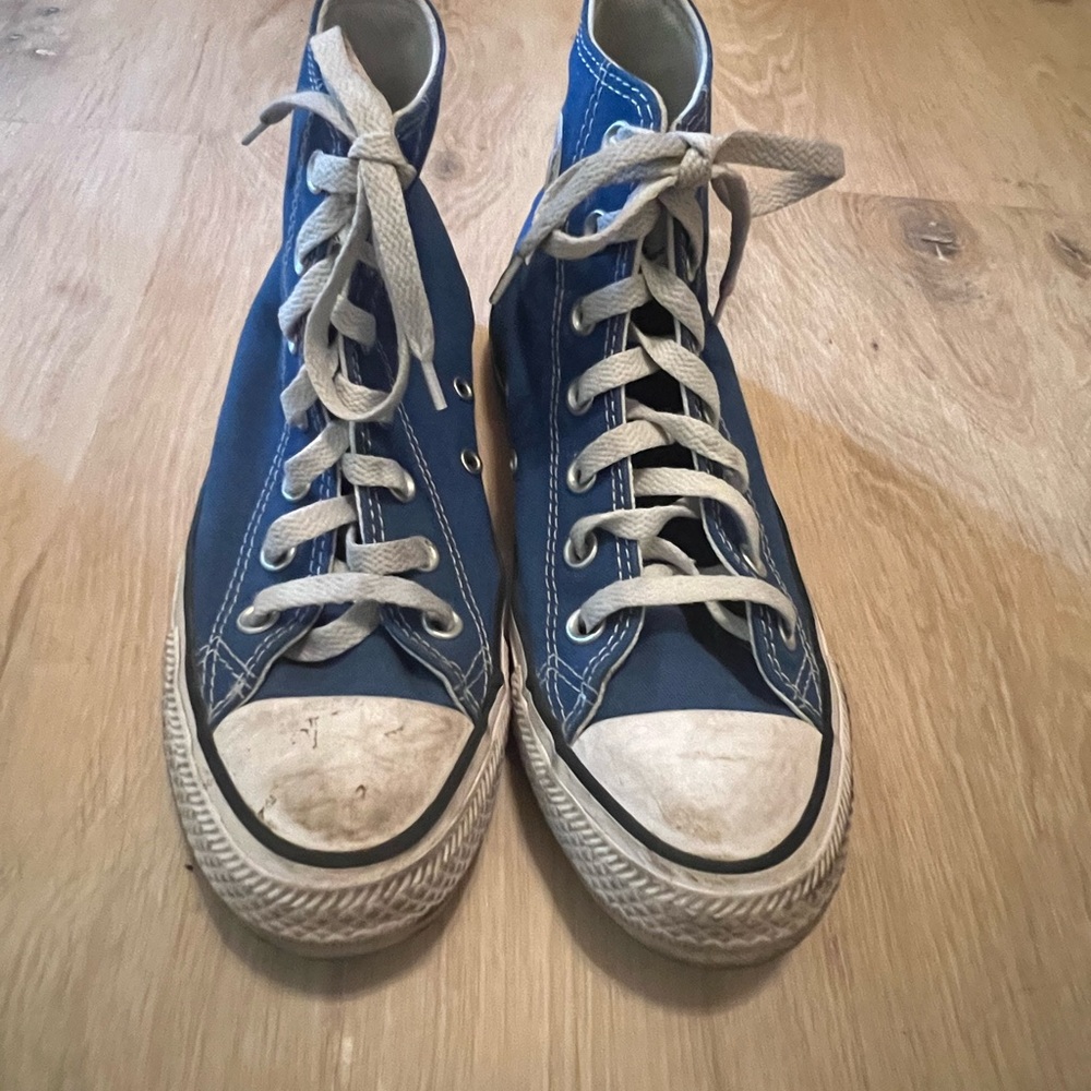 Women’s Blue High Top Converse